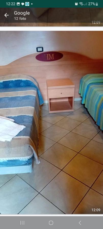 Galliate Mambly B&B Ristorante Pizzeria מראה חיצוני תמונה