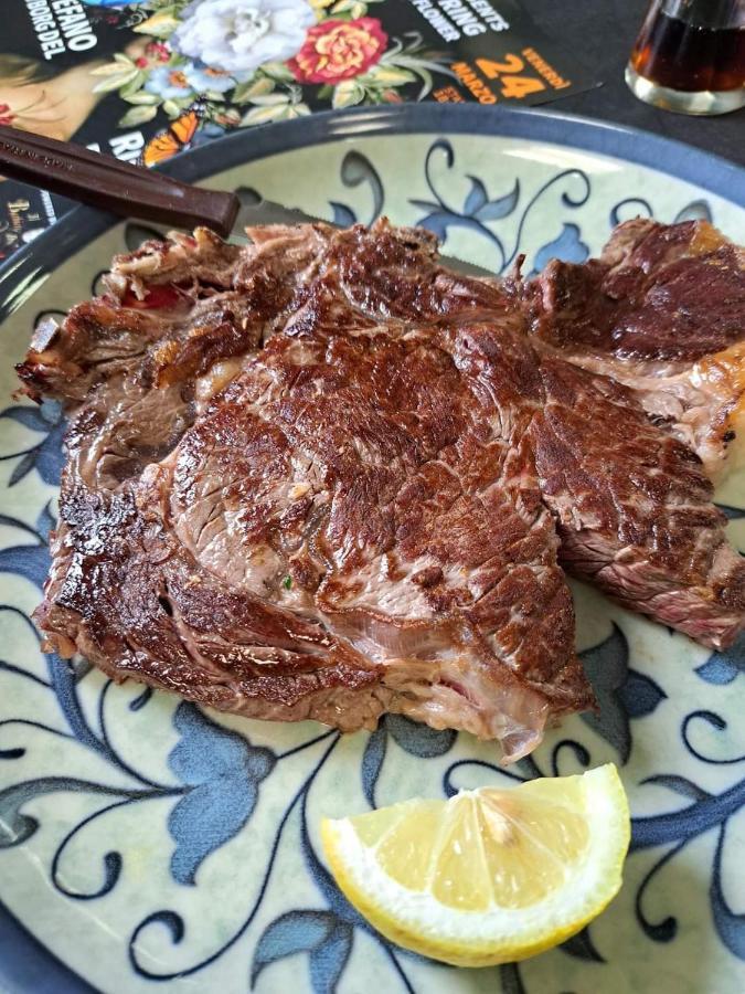 Galliate Mambly B&B Ristorante Pizzeria מראה חיצוני תמונה